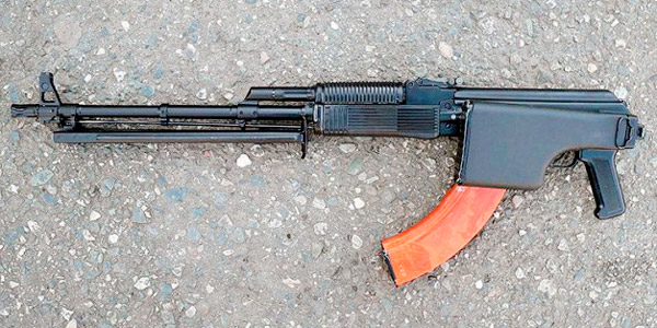 Гражданский карабин ВПО-137 на базе экспортного РПК-203, 7.62х39, со сложенным прикладом